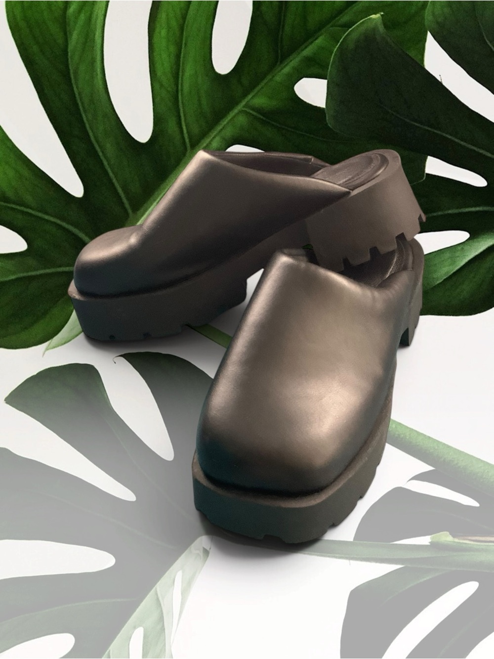 OAK + FORT Black Platform Slip-On Clogs